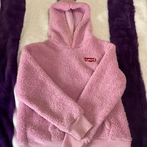 Sherpa Levi’s Sweatshirt